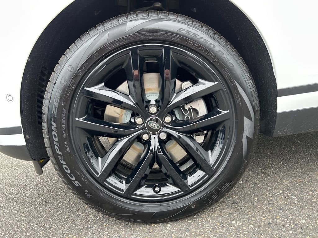 New 2026 Land Rover Range Rover Velar S image 28