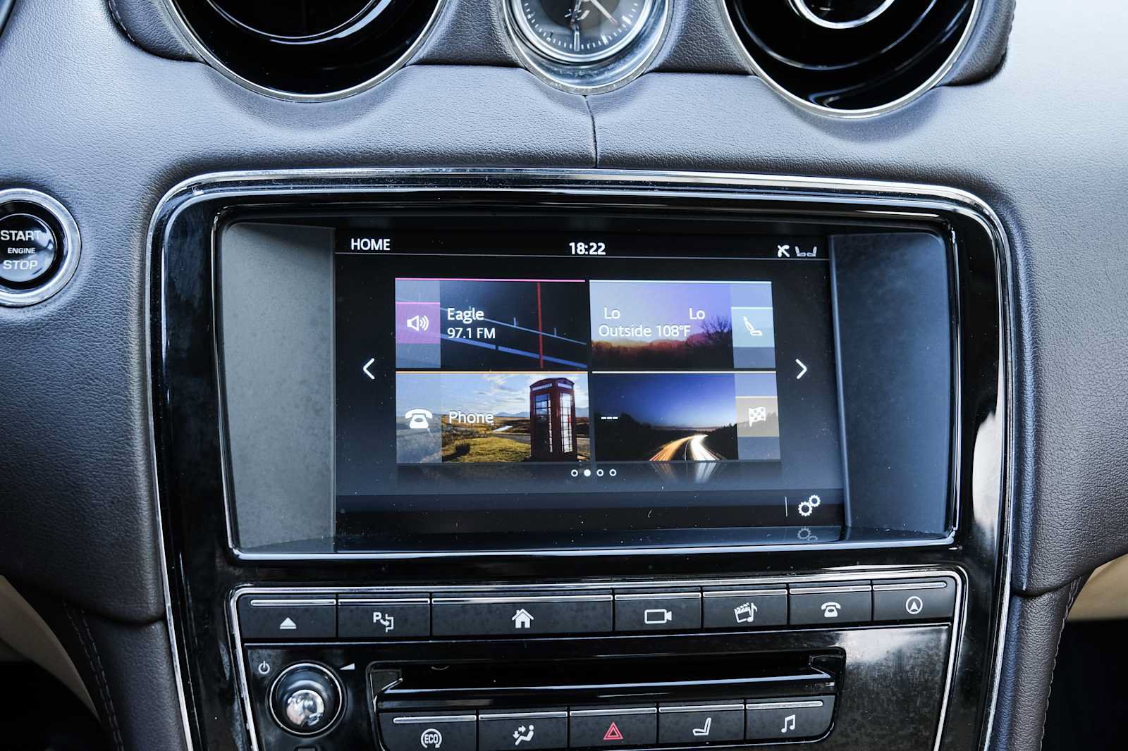 Used 2017 Jaguar XJ R-Sport RWD image 45