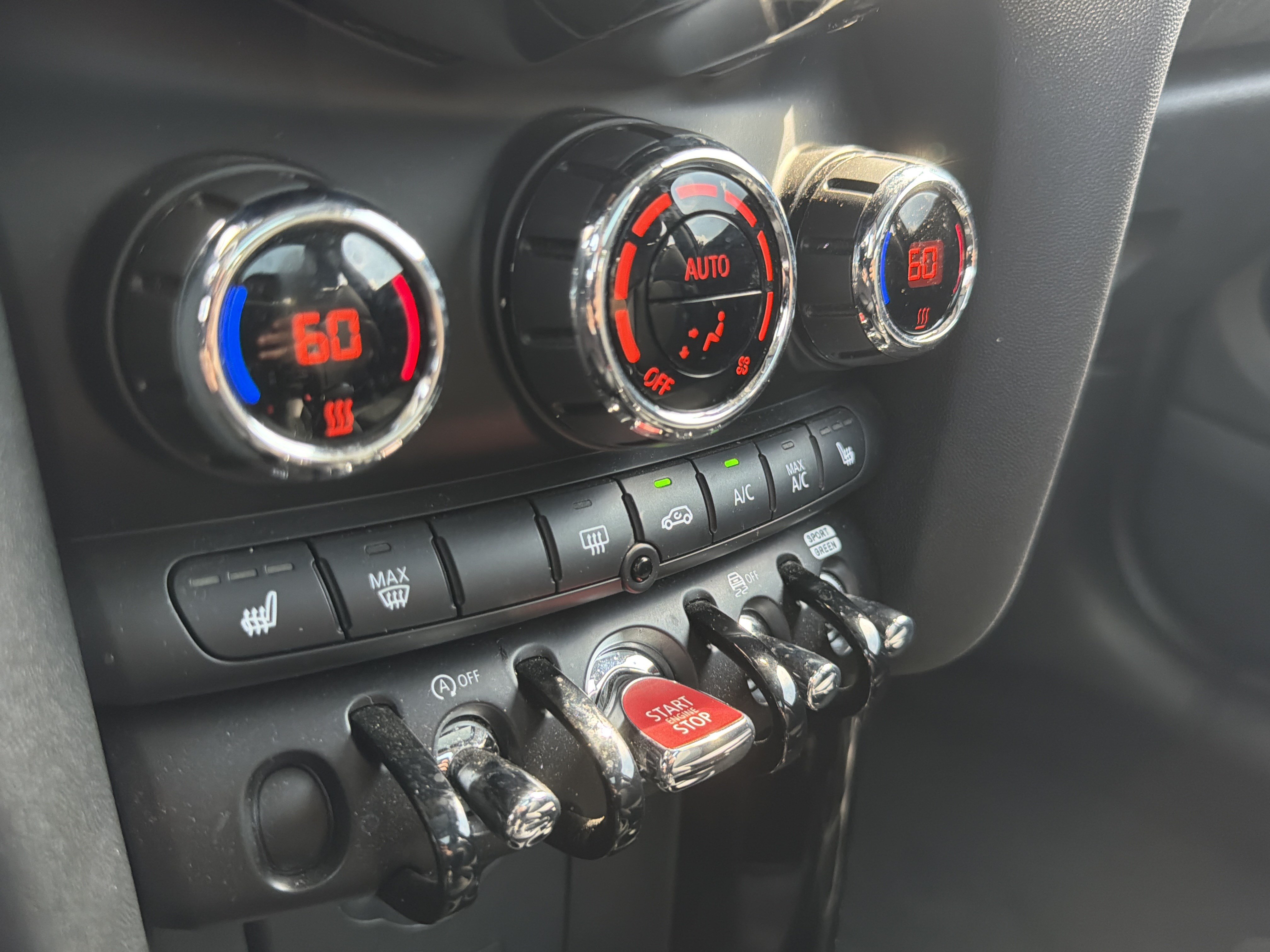 Certified 2024 MINI Cooper S FWD image 33