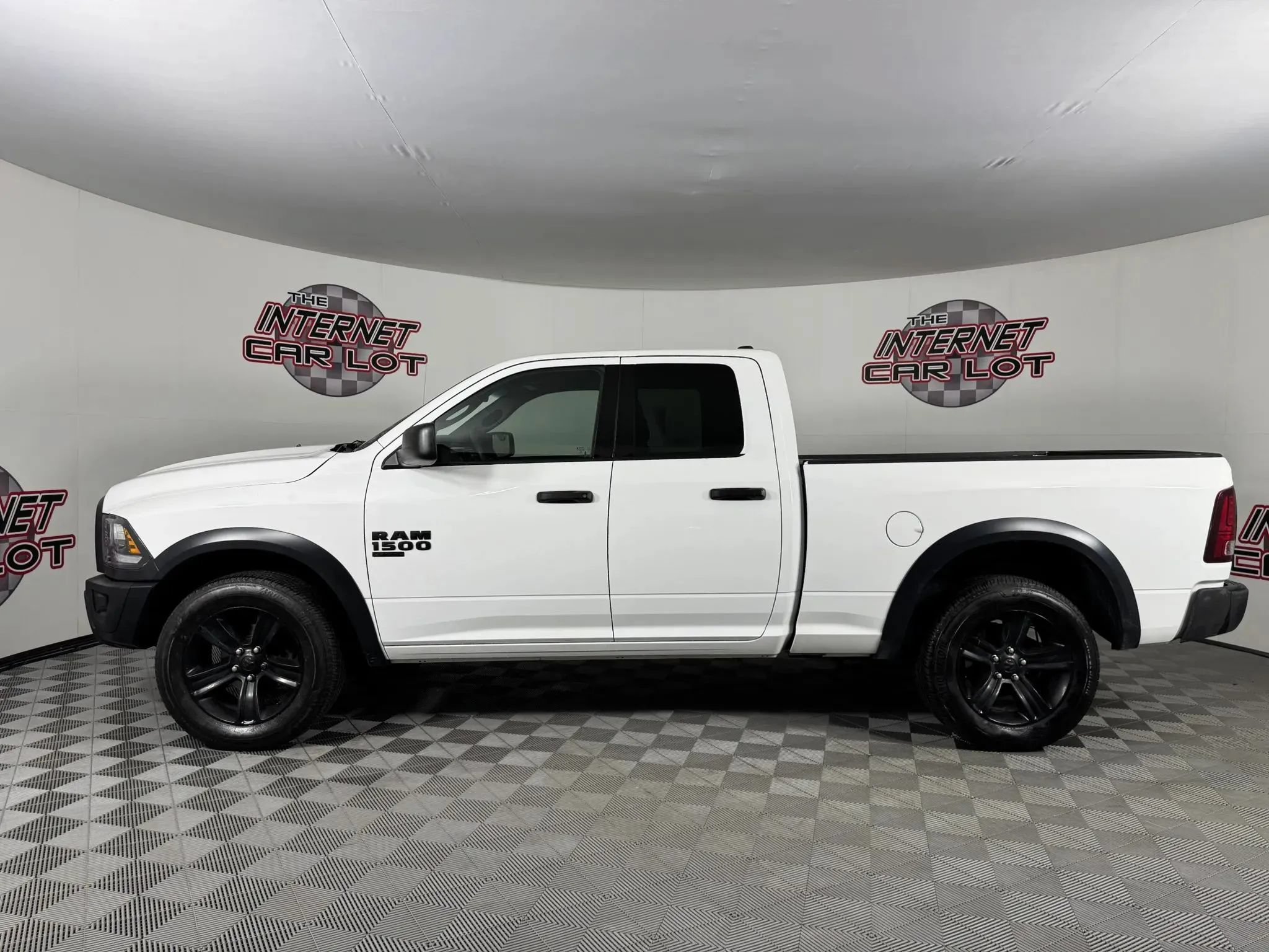 Used 2022 RAM 1500 Warlock AWD/4WD image 4