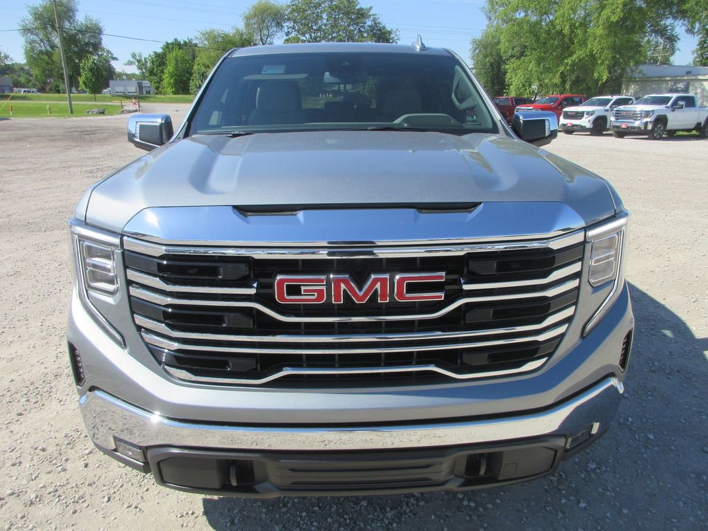 New 2026 GMC Sierra 1500 SLT w/ SLT Premium Package AWD/4WD image 12