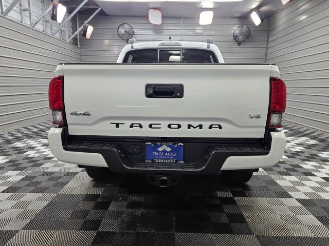 Used 2022 Toyota Tacoma SR AWD/4WD image 6