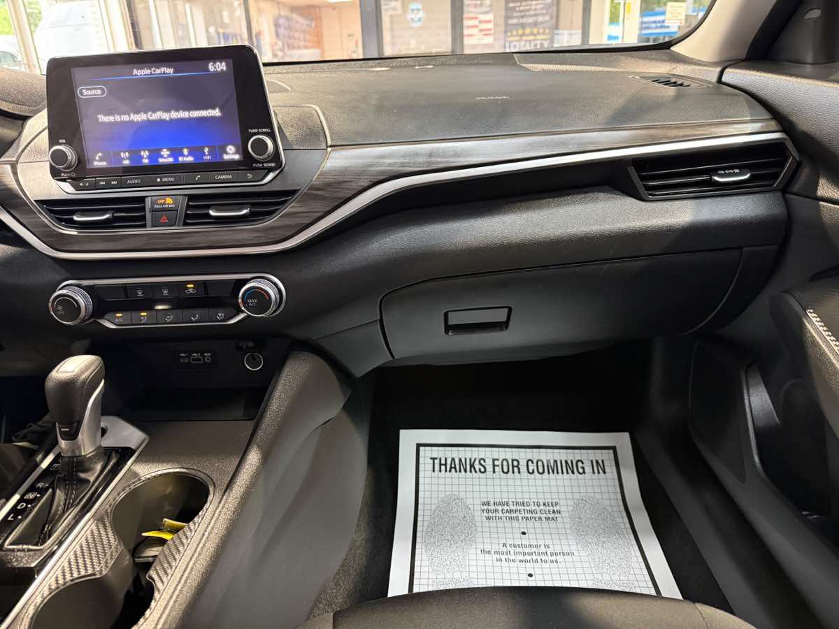 Used 2026 Nissan Altima 2.5 SV FWD image 14