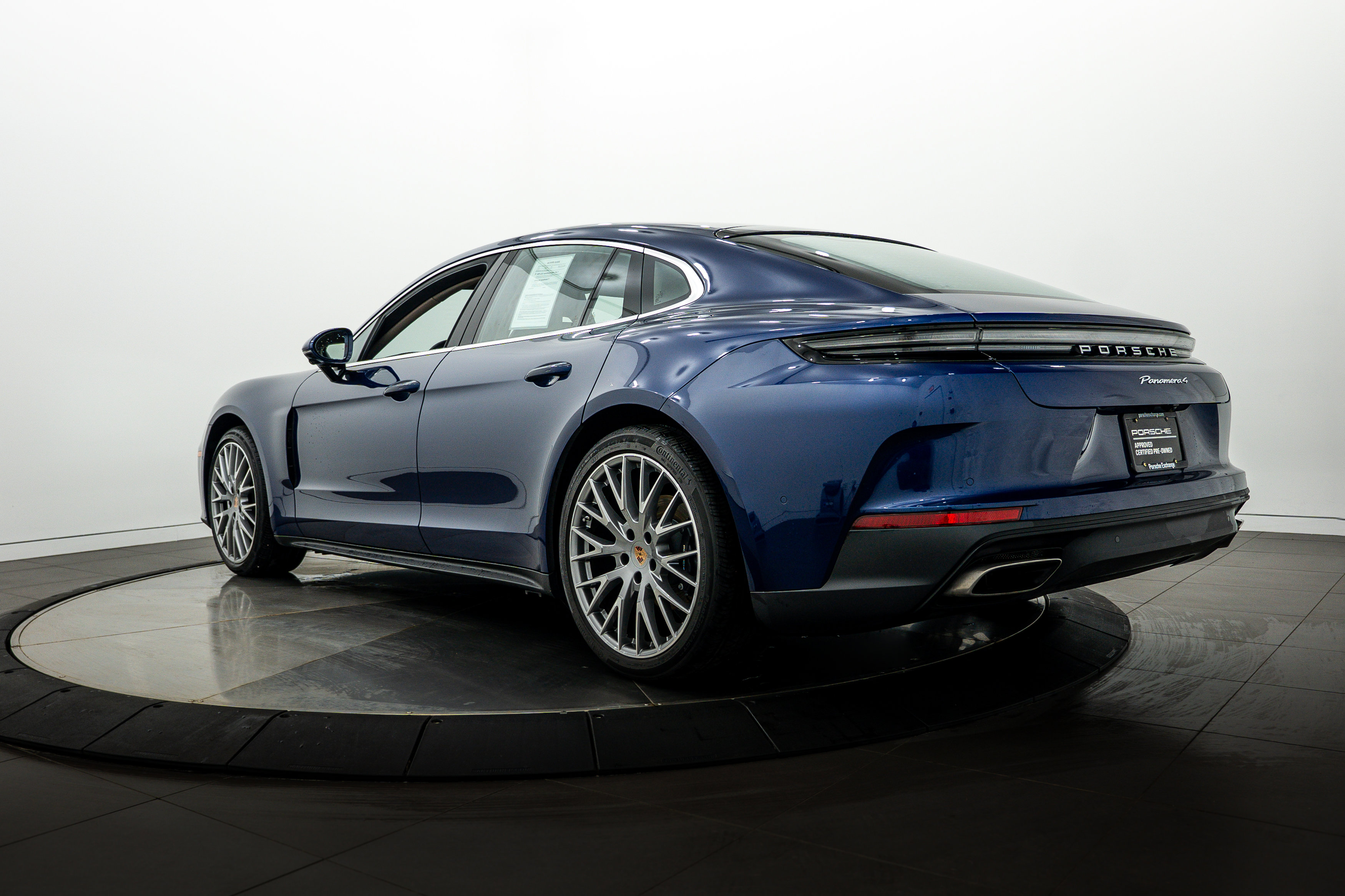 Certified 2026 Porsche Panamera 4 AWD/4WD image 3