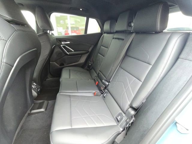 Used 2025 BMW X2 xDrive28i AWD/4WD image 12