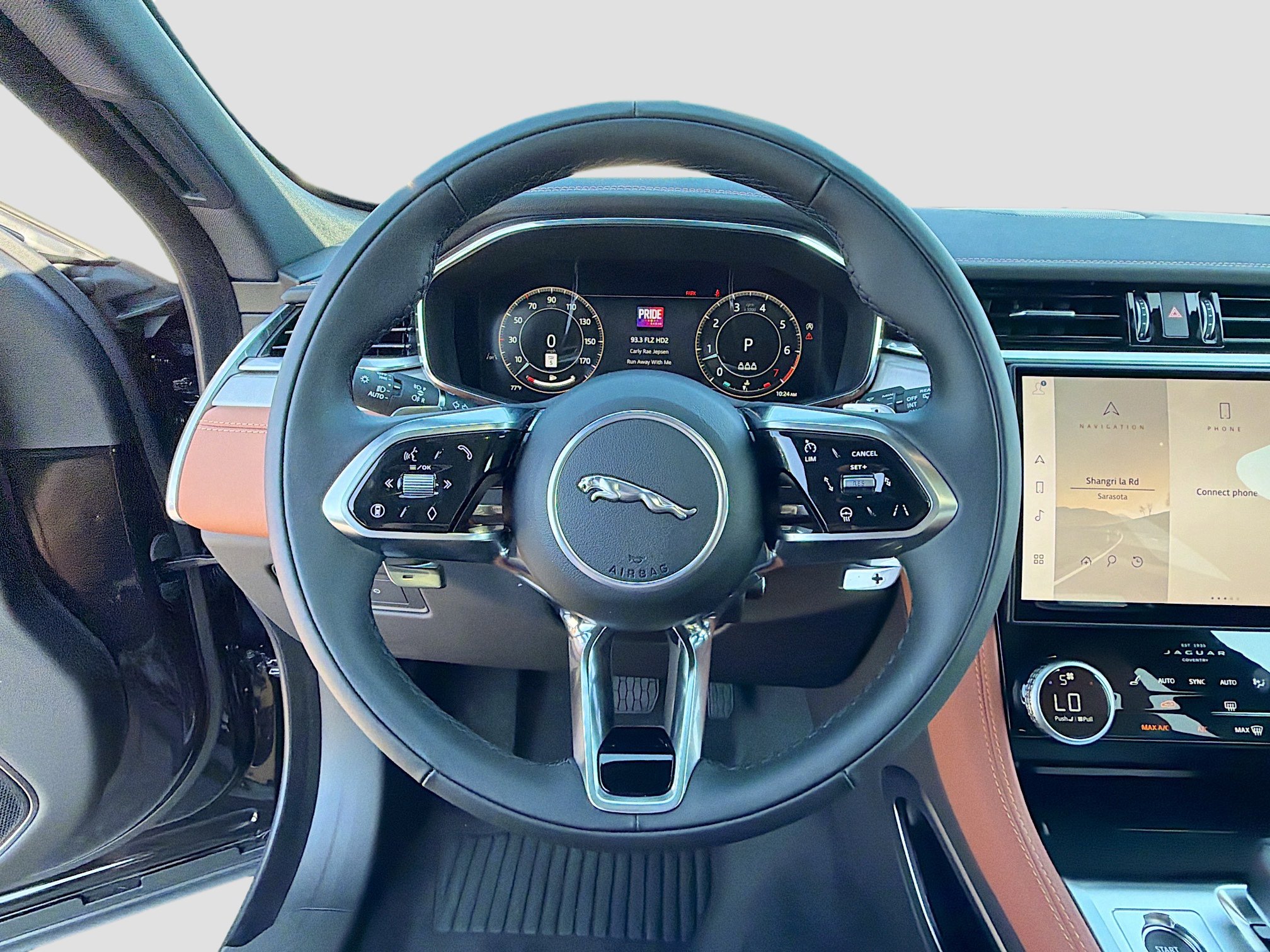 New 2026 Jaguar F-PACE R-Dynamic S AWD/4WD image 40