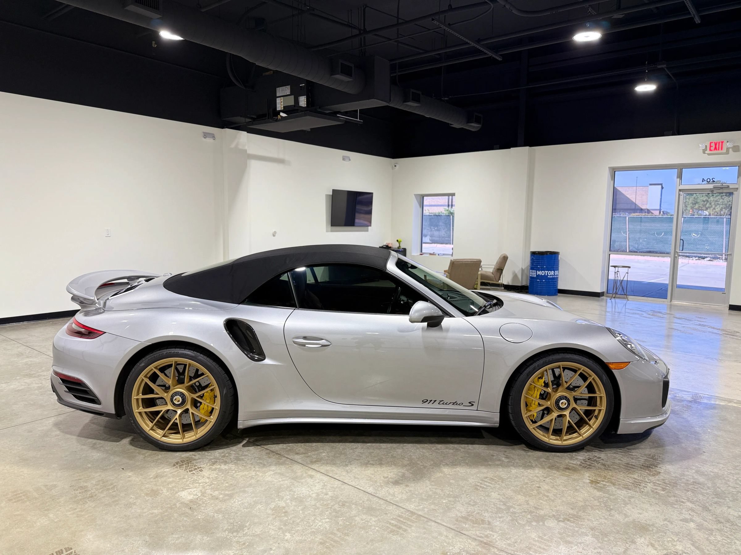 Used 2017 Porsche 911 Turbo S AWD/4WD image 44