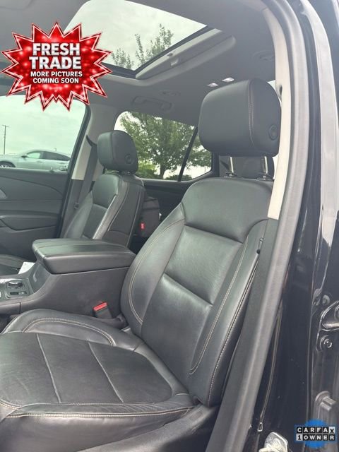 Used 2021 Chevrolet Traverse Premier w/ Redline Edition AWD/4WD image 6