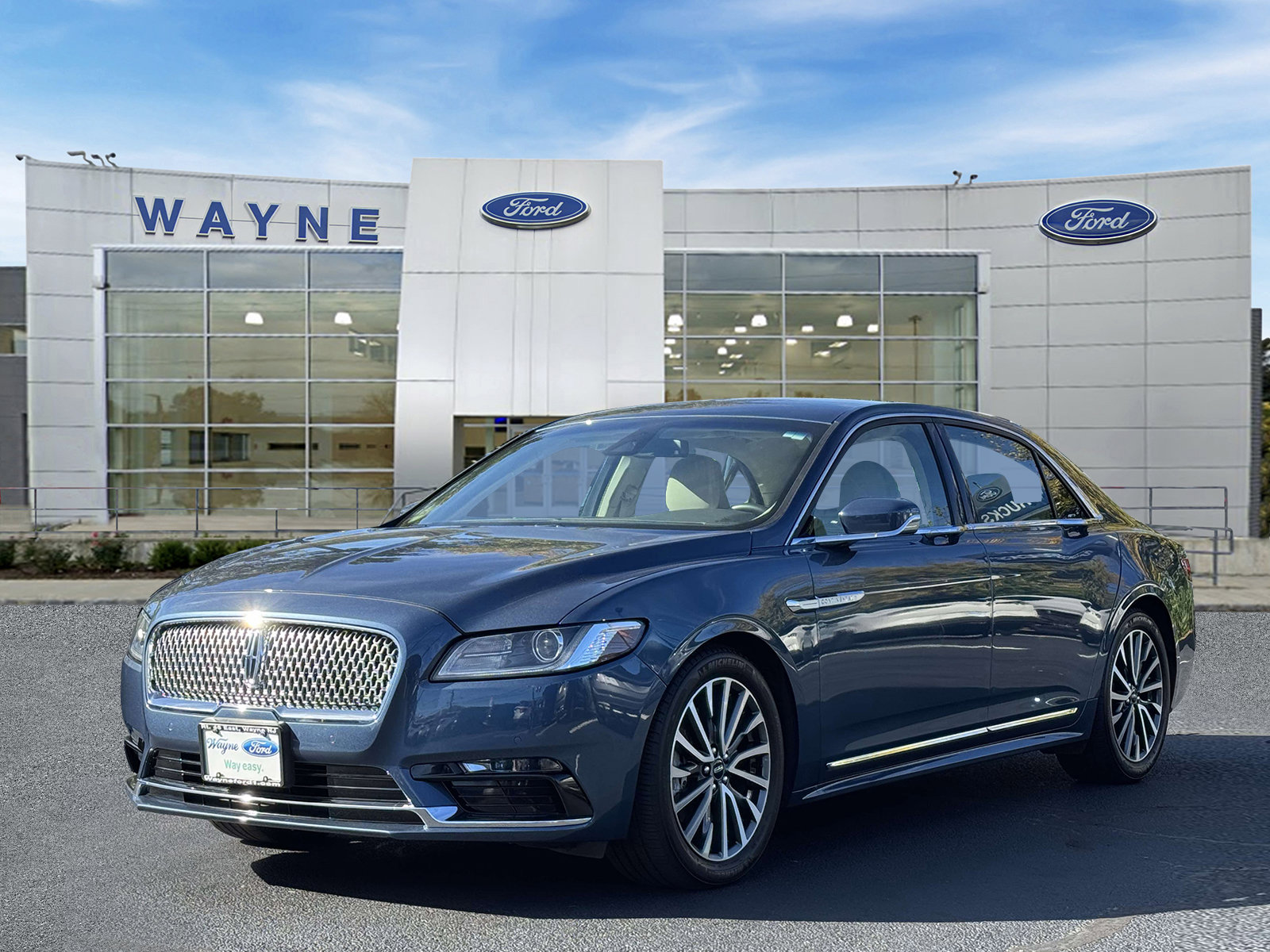 Used 2019 Lincoln Continental Select AWD/4WD image 2
