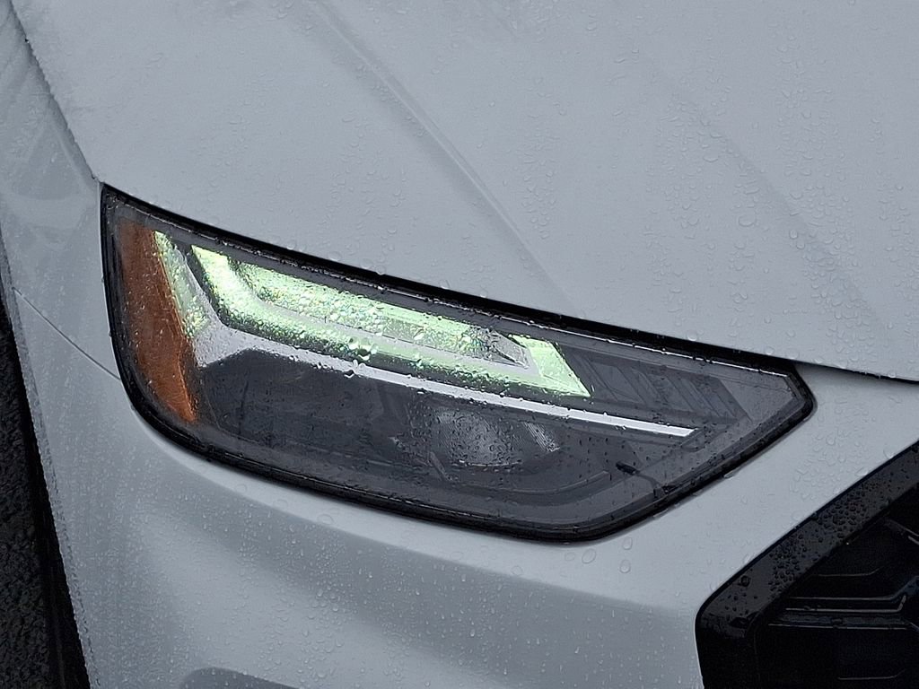 Used 2023 Audi SQ5 Premium Plus w/ Premium Plus Package image 15