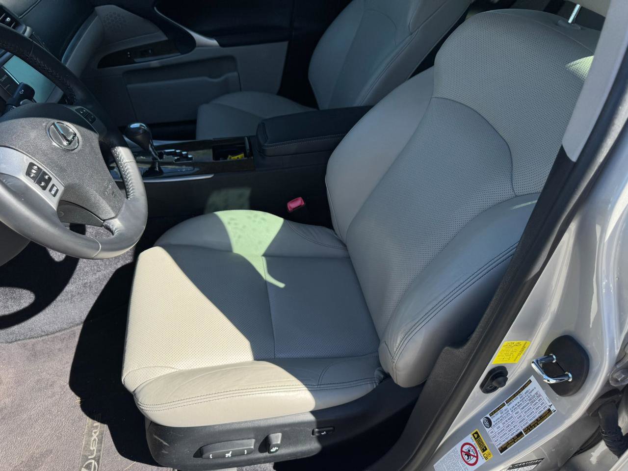 Used 2013 Lexus IS 250 w/ Premium Pkg Value Edition image 10