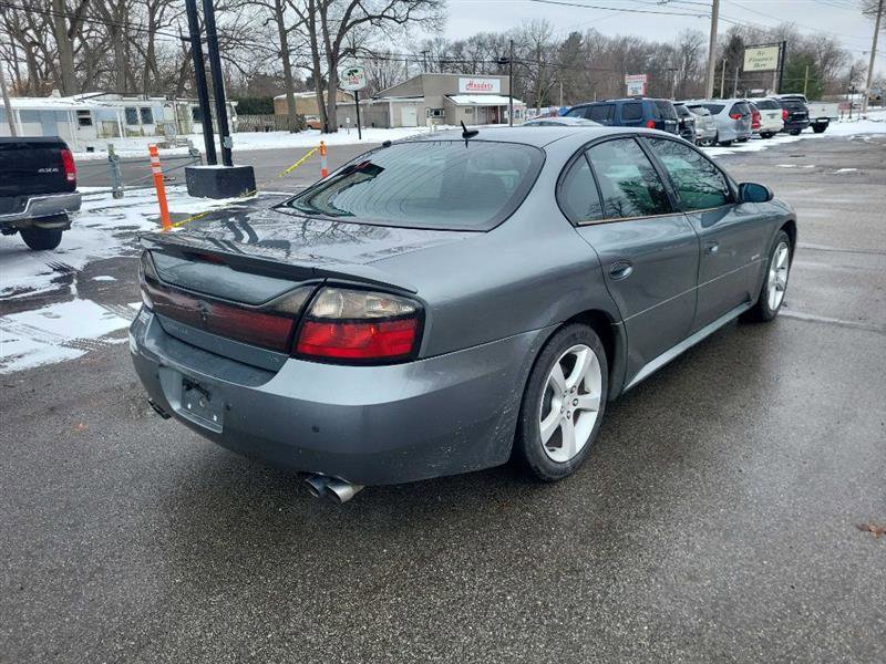 Used 2005 Pontiac Bonneville GXP image 3
