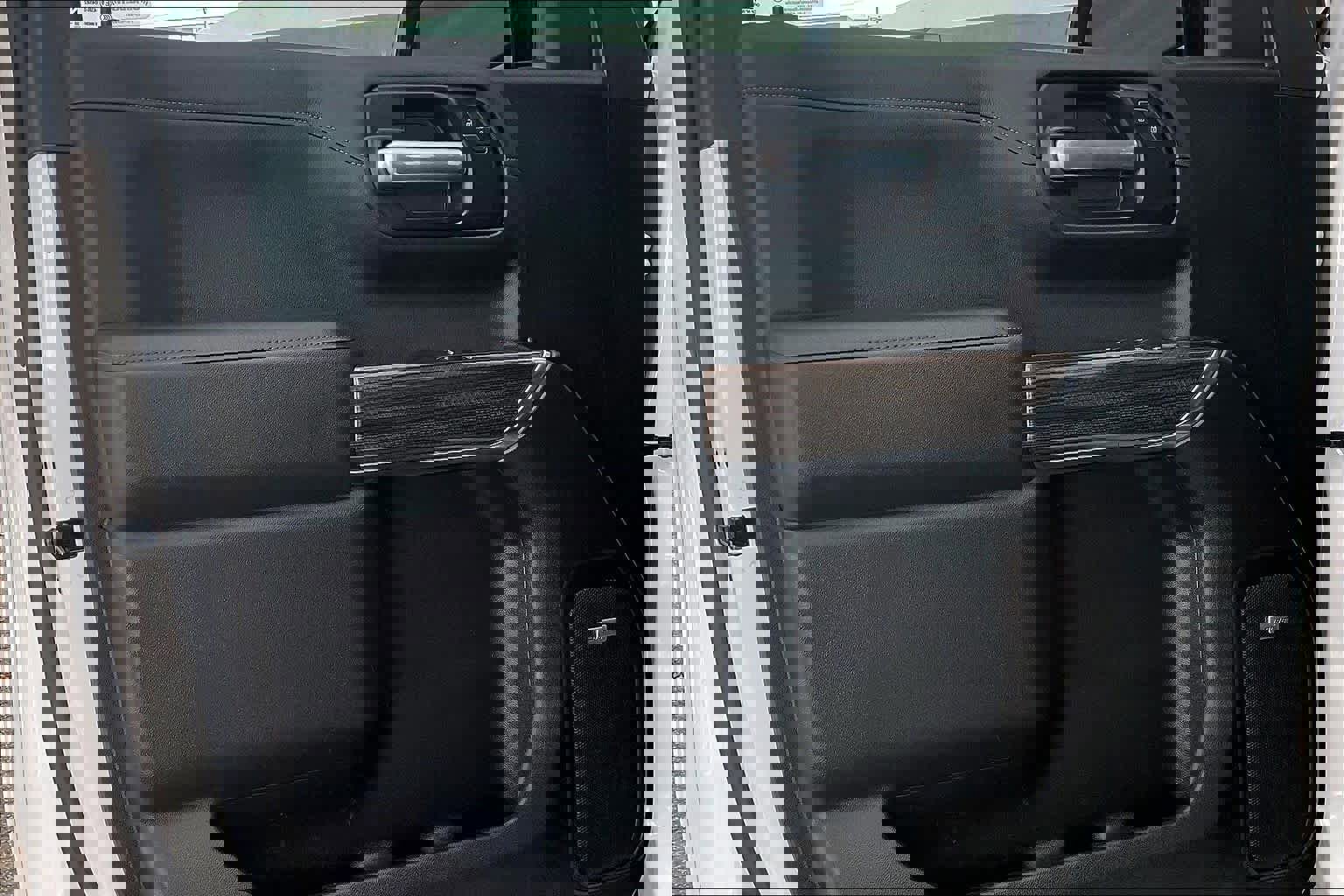 Used 2021 Chevrolet Silverado 1500 RST w/ Texas Edition Plus image 21