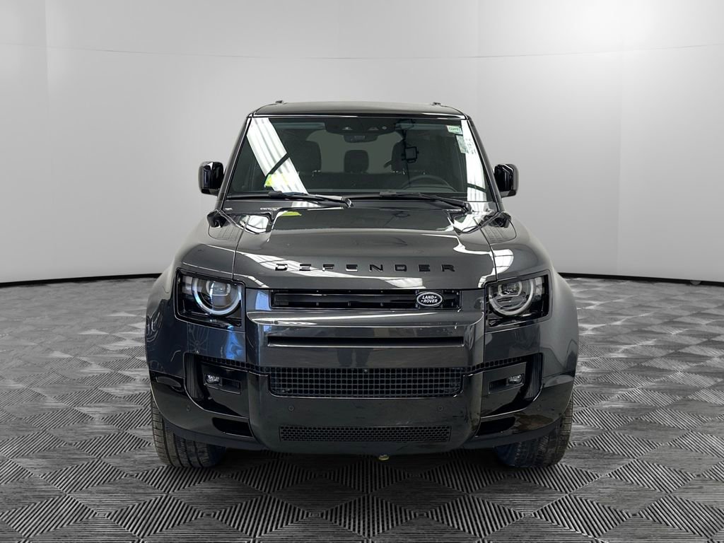 New 2026 Land Rover Defender 110 X-Dynamic SE image 8