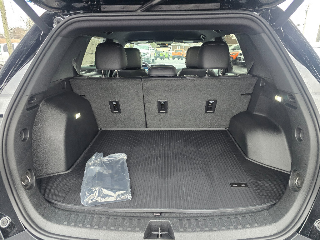 New 2026 Chevrolet Equinox LT w/ Convenience Package II image 14