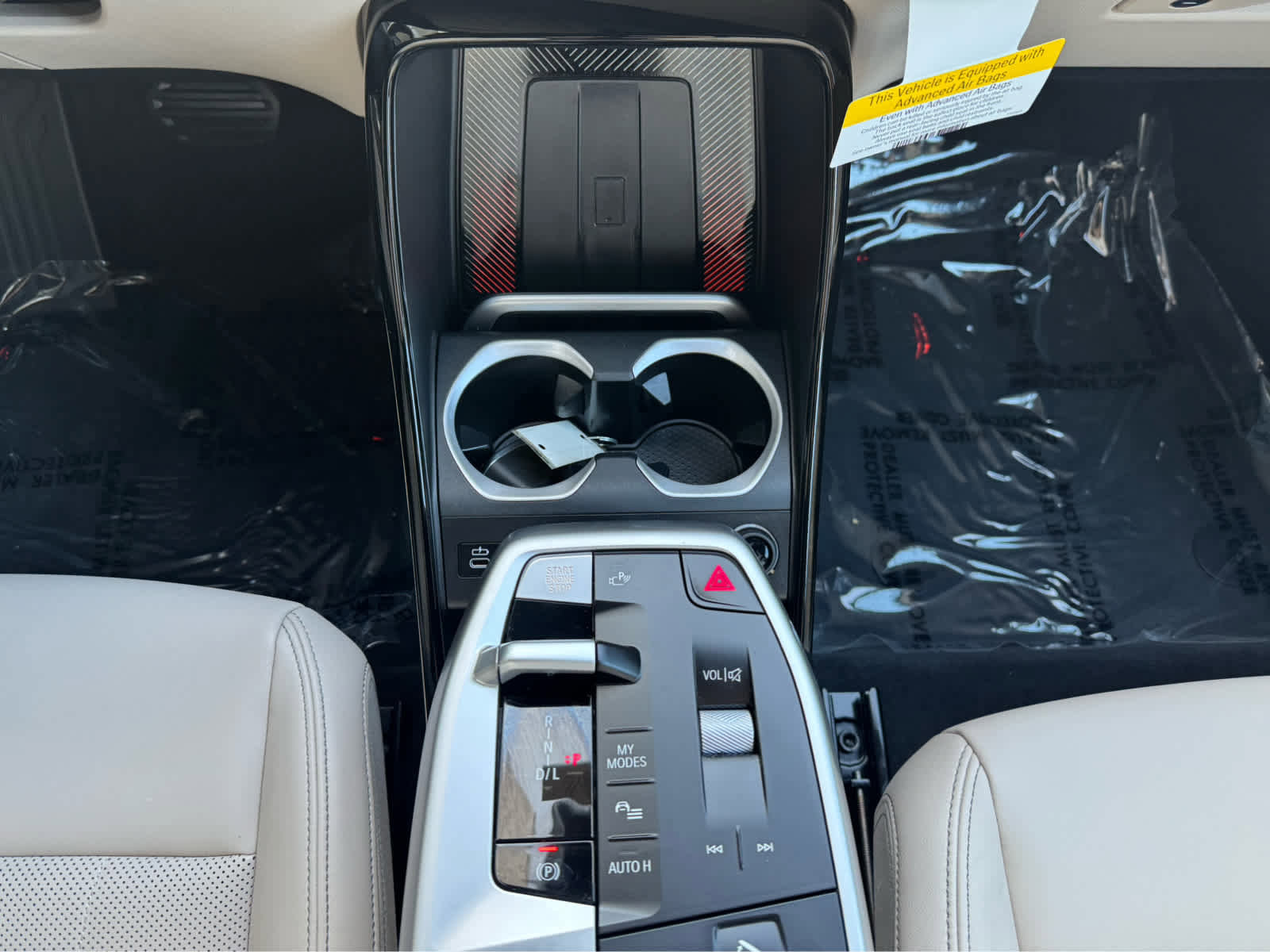 Used 2025 BMW X1 xDrive28i w/ Technology Package image 16