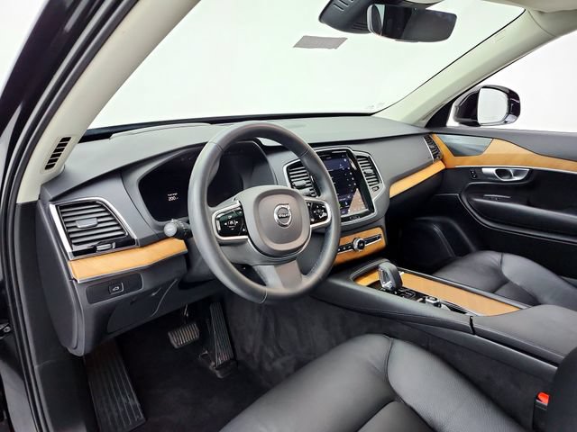 Certified 2023 Volvo XC90 B5 Plus w/ Protection Package Premier AWD/4WD image 16