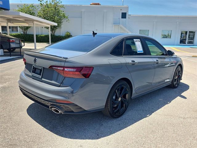 Used 2023 Volkswagen Jetta GLI Autobahn w/ GLI Black Package image 4