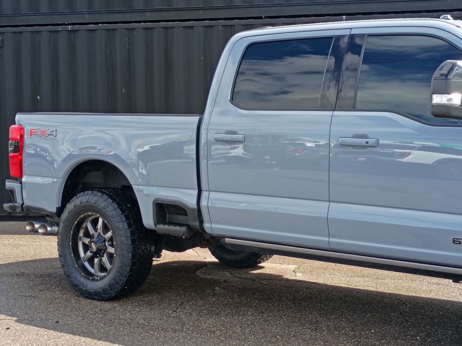 Used 2025 Ford F350 Platinum image 5