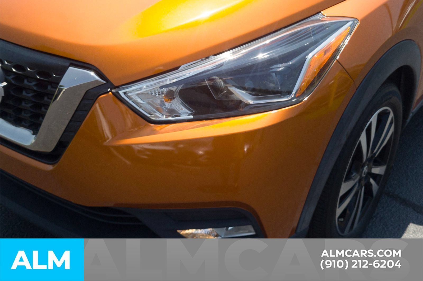Used 2019 Nissan Kicks S FWD image 11
