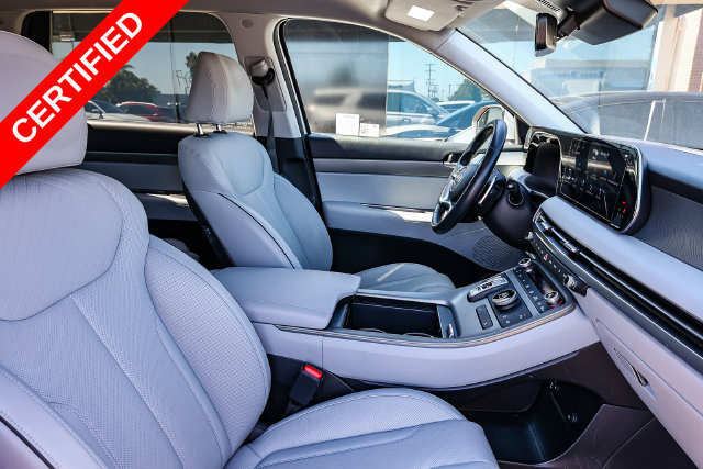 Certified 2025 Hyundai Palisade SEL FWD image 18