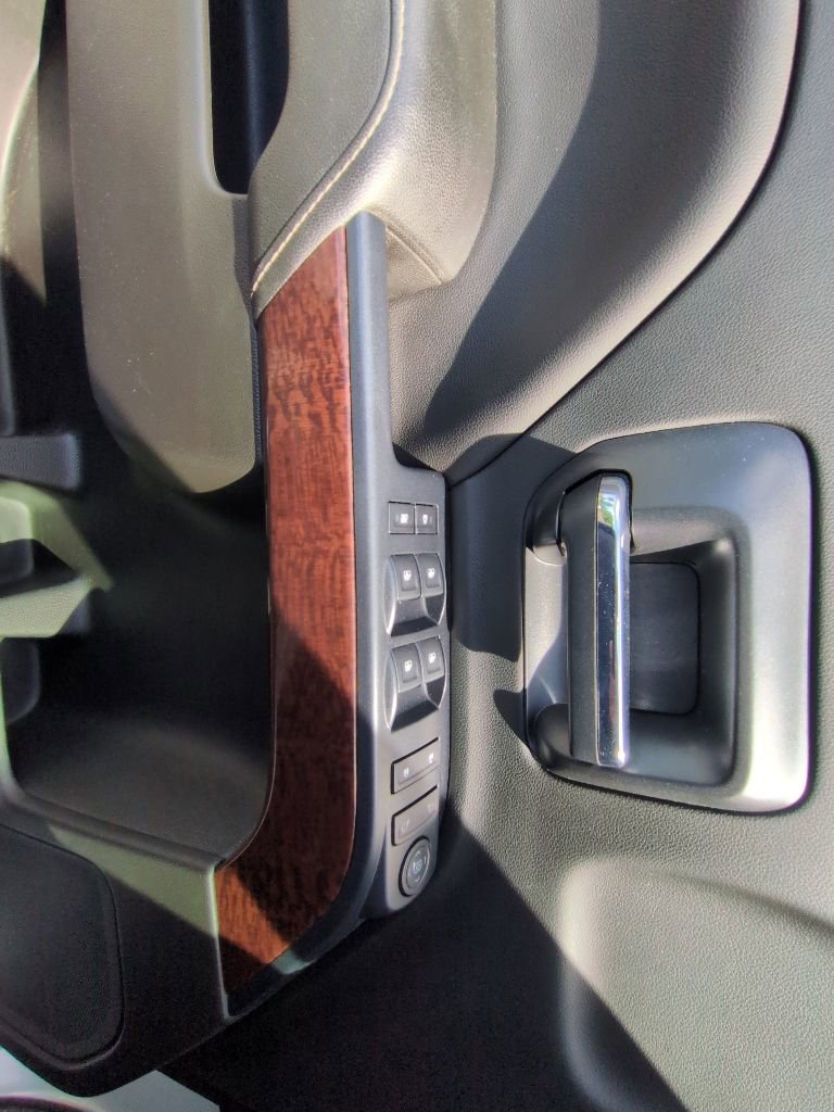 Used 2019 GMC Sierra 1500 SLE w/ SLE Value Package AWD/4WD image 12