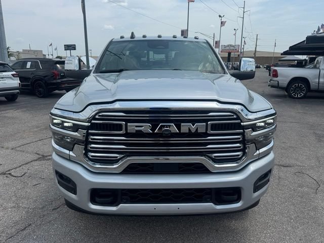 Certified 2026 RAM 3500 Laramie AWD/4WD image 2