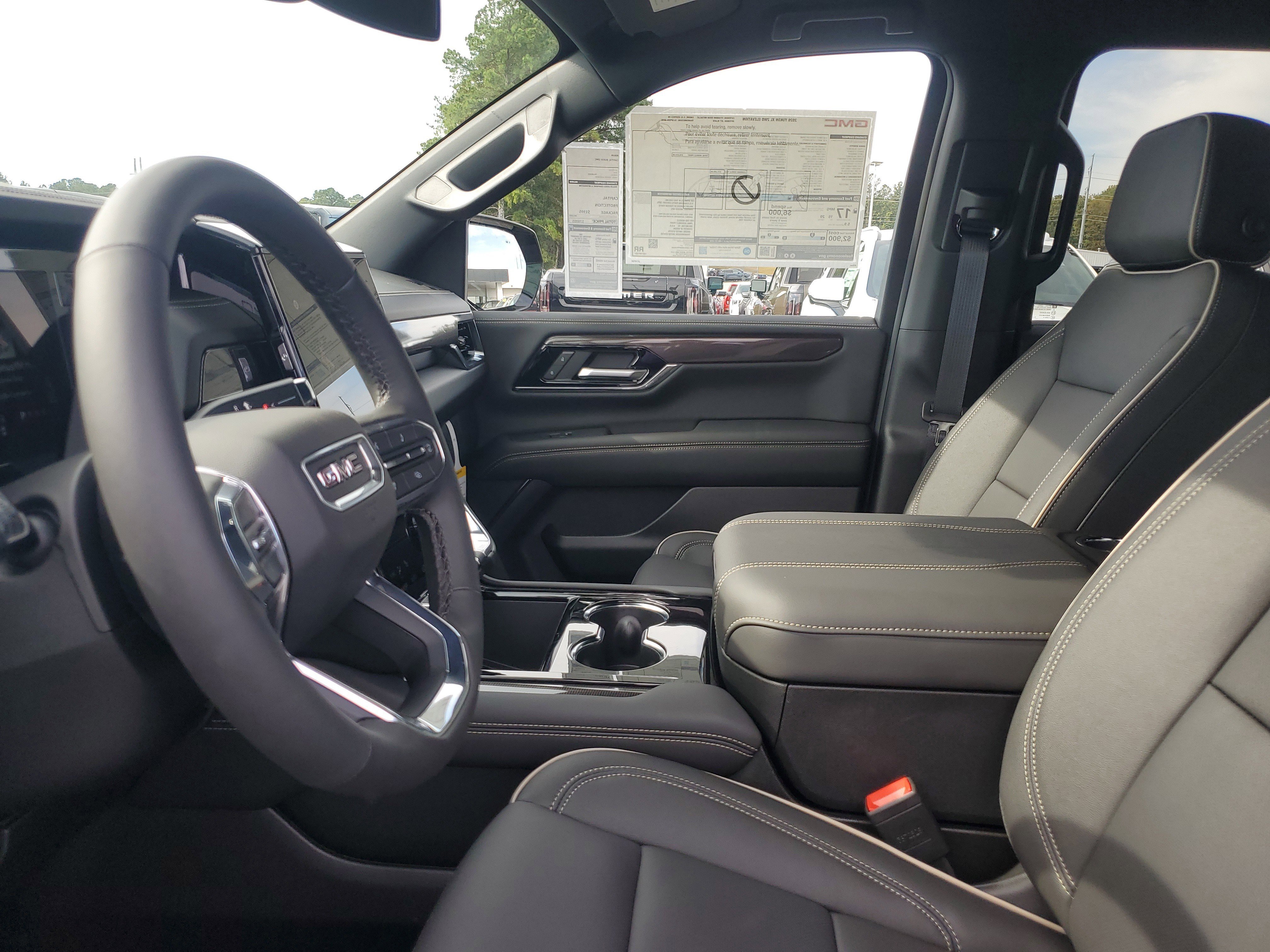 New 2026 GMC Yukon XL Elevation image 17