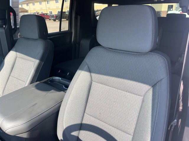 New 2025 Chevrolet Suburban LS image 20