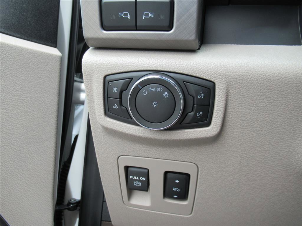 Used 2020 Ford F150 Limited w/ Trailer Tow Package image 22