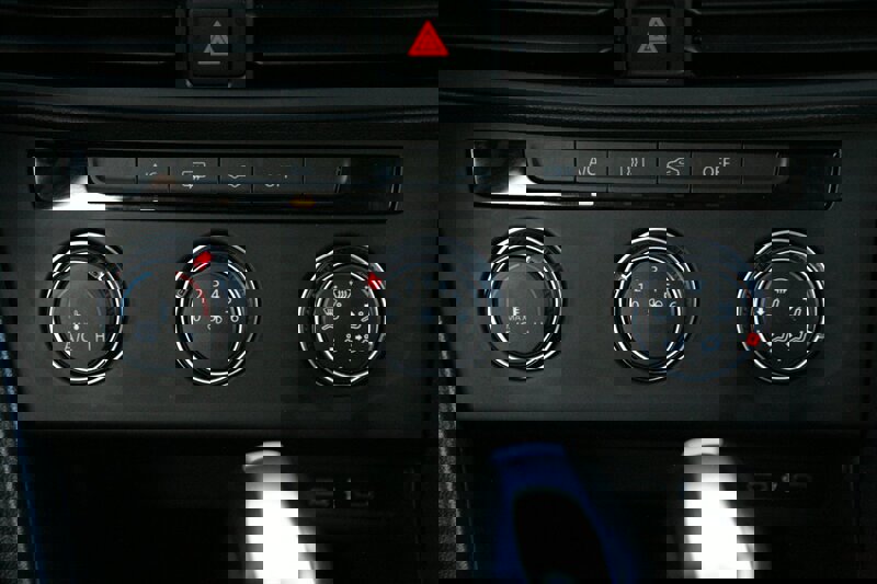 Used 2020 Volkswagen Jetta S w/ Driver Assistance Package image 20