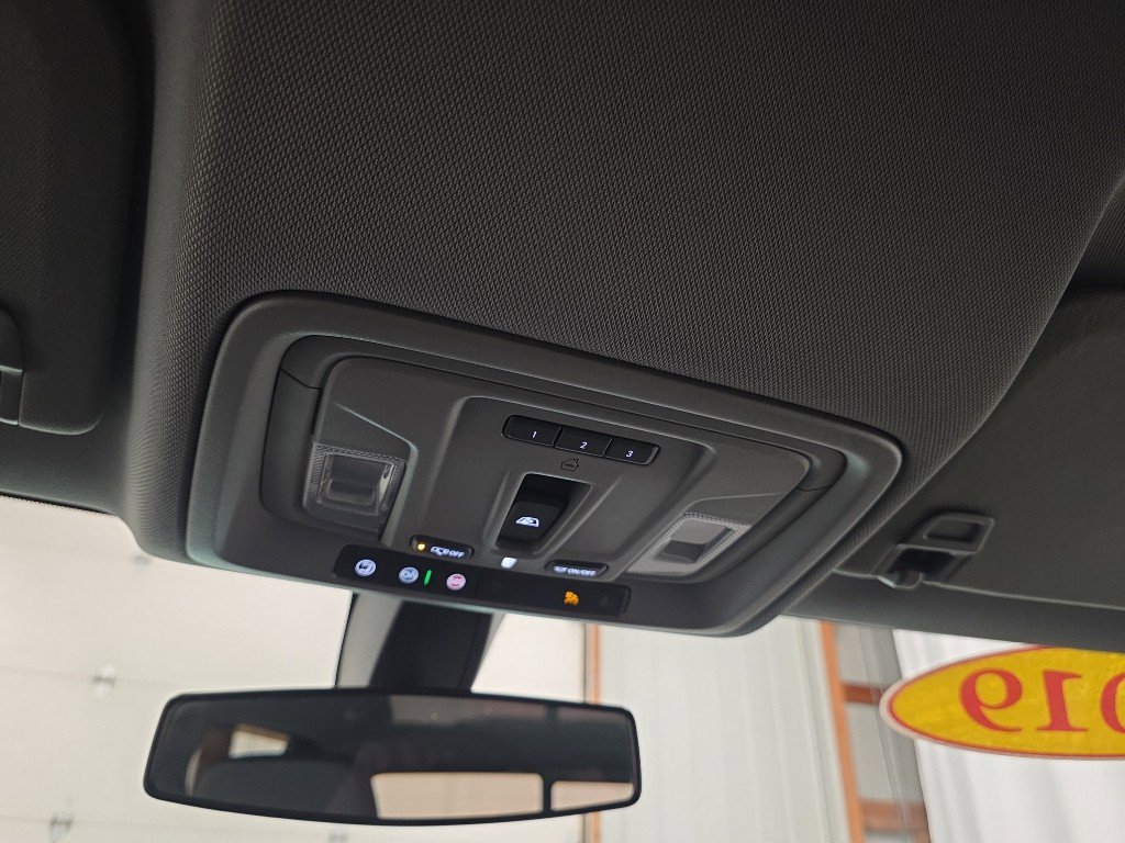 Used 2019 Chevrolet Silverado 1500 LT image 28