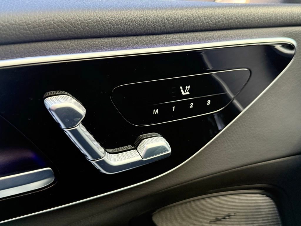 New 2026 Mercedes-Benz C 300 4MATIC Sedan image 19