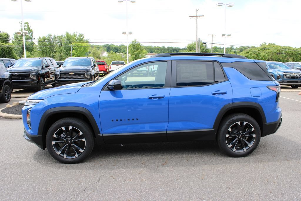 New 2026 Chevrolet Equinox RS w/ Convenience Package III FWD image 32
