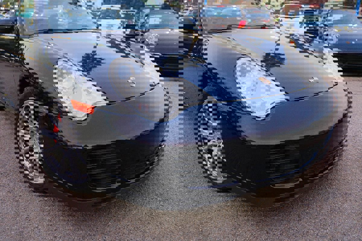 Used 2004 Porsche 911 Carrera 4S image 7