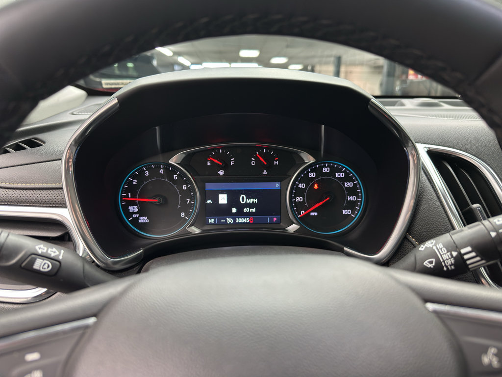 Used 2024 Chevrolet Equinox Premier AWD/4WD image 9