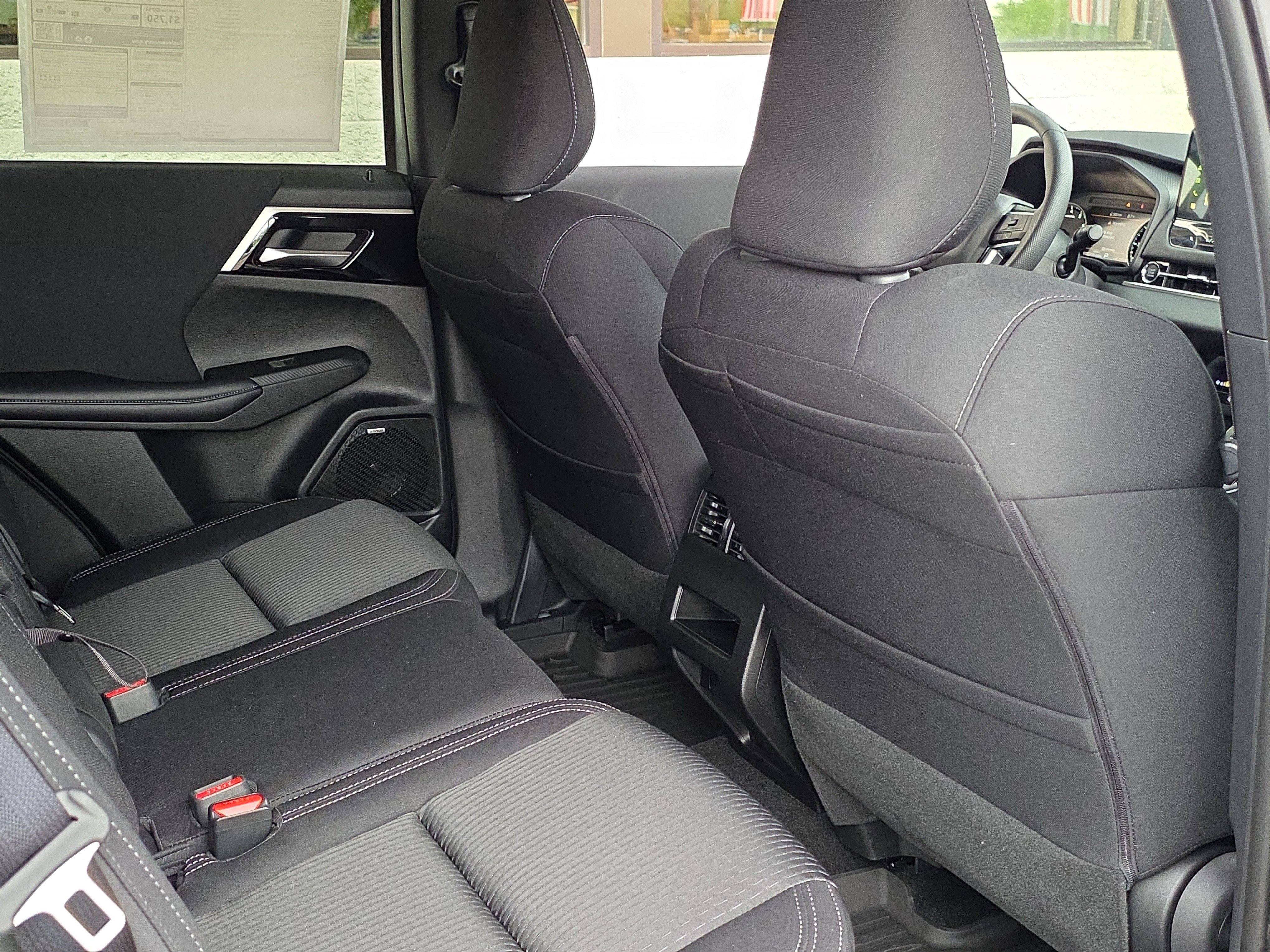 New 2026 Mitsubishi Outlander ES FWD image 28