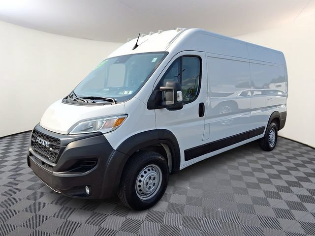 Used 2025 RAM ProMaster 2500 w/ Convenience Group FWD image 3