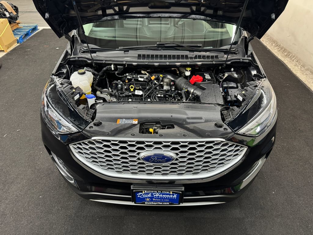 Used 2024 Ford Edge SEL image 11