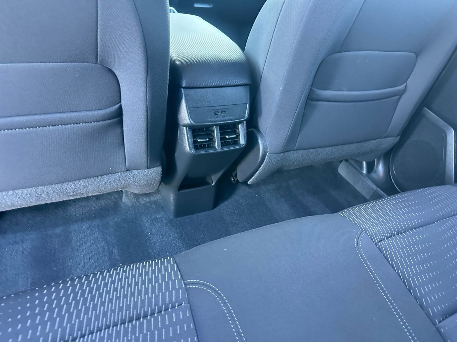 Used 2025 Chevrolet Equinox LT image 24