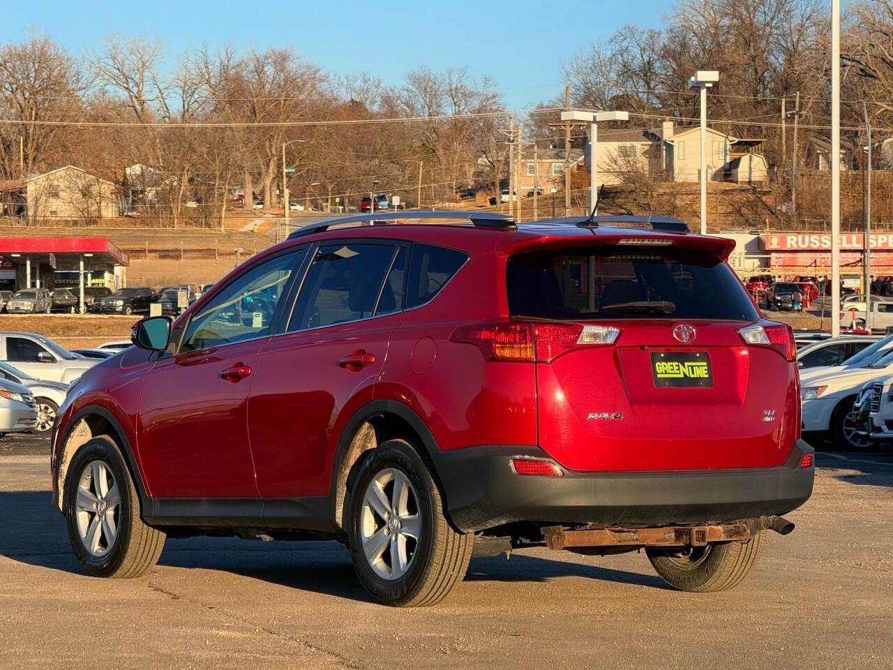 Used 2013 Toyota RAV4 XLE AWD/4WD image 2