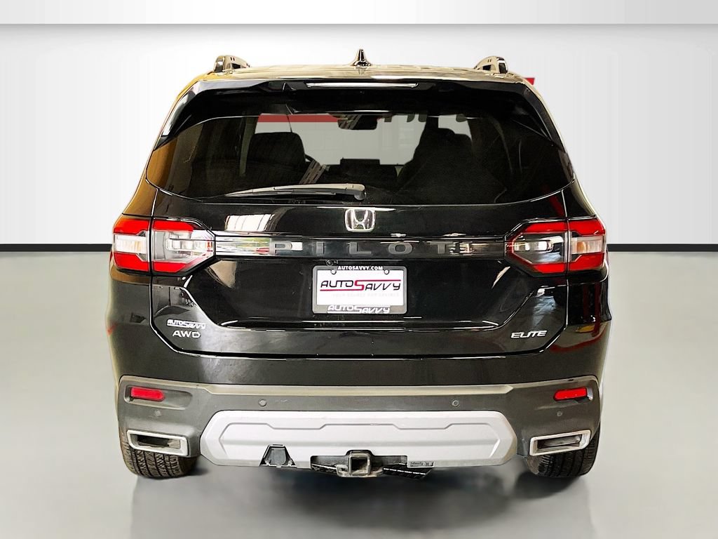 Used 2025 Honda Pilot Elite image 6