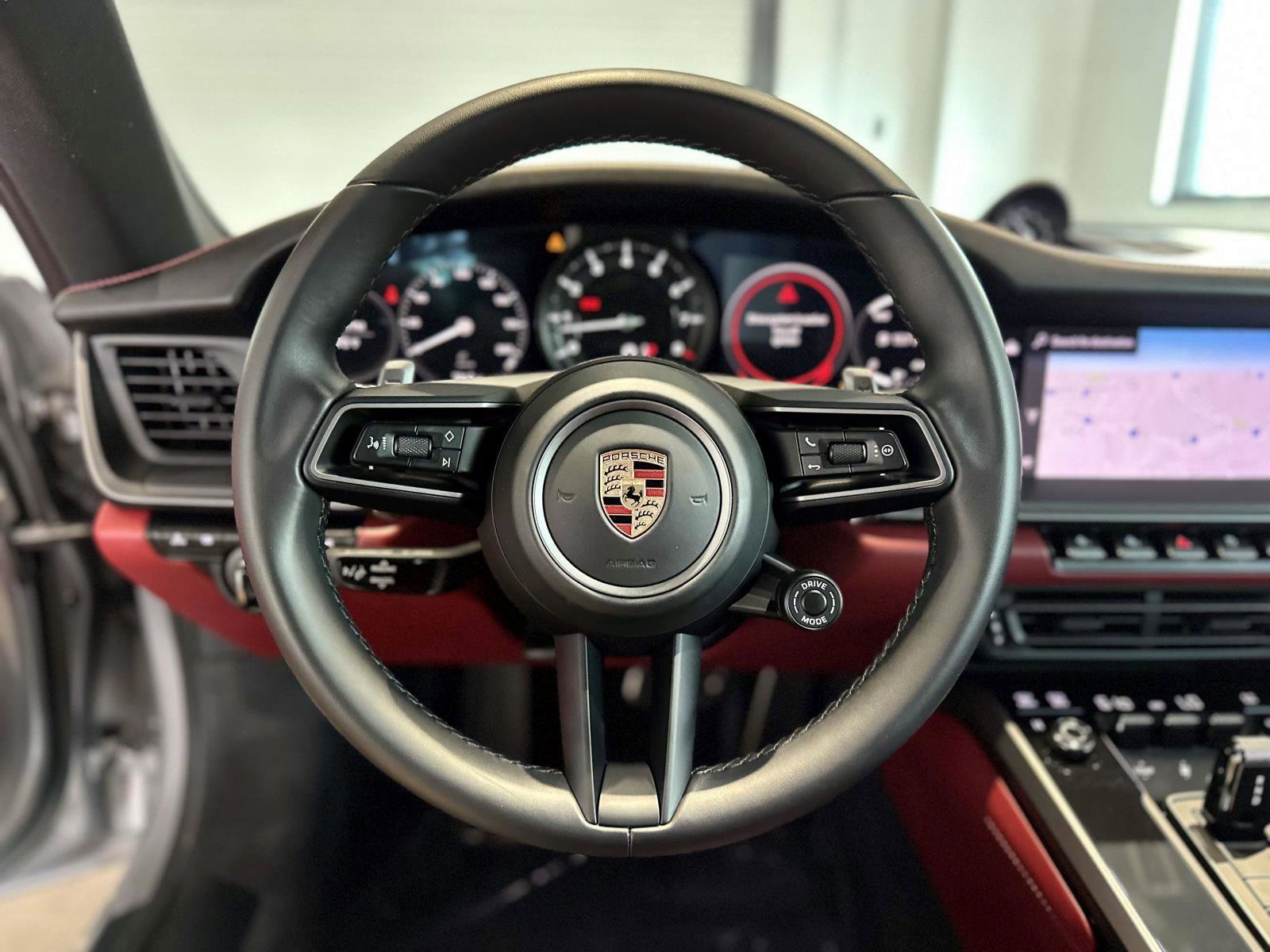 Certified 2024 Porsche 911 Carrera image 17