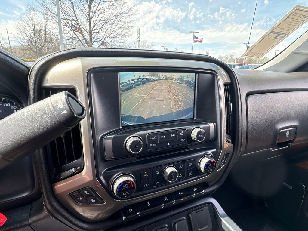 Used 2018 Chevrolet Silverado 1500 High Country image 24