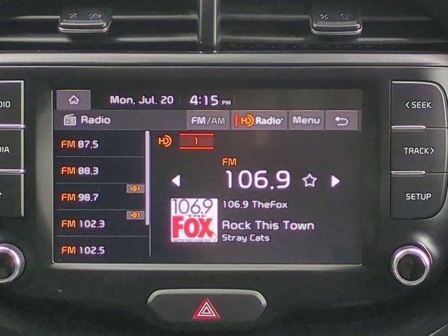 Used 2025 Kia Soul LX w/ LX Technology Package FWD image 18