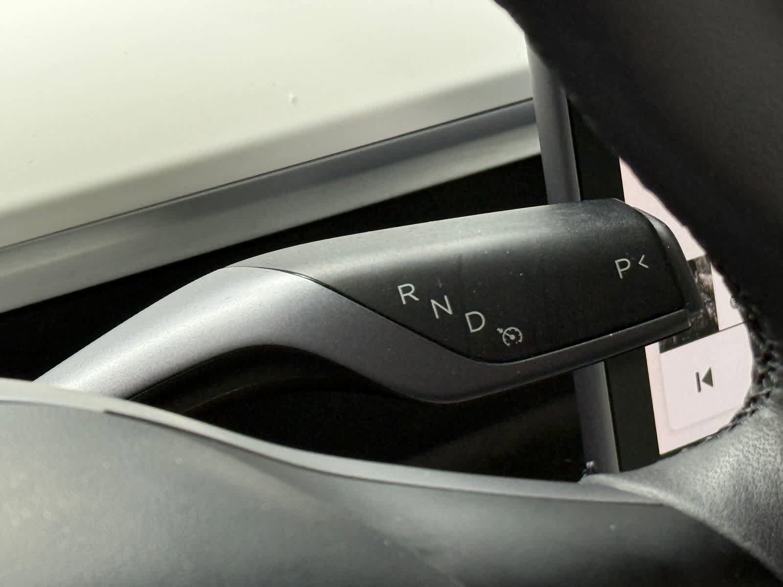 Used 2023 Tesla Model Y Performance AWD/4WD image 19