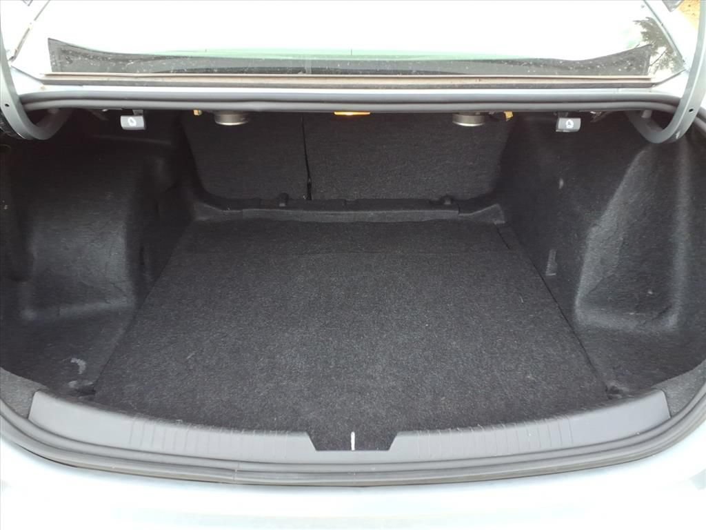 Used 2024 Chevrolet Malibu LT FWD image 8