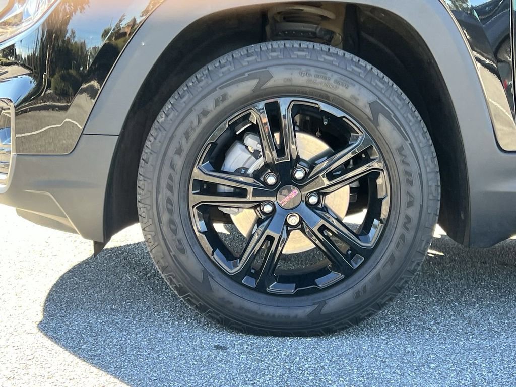 Used 2022 GMC Terrain AT4 w/ Infotainment Package II image 10