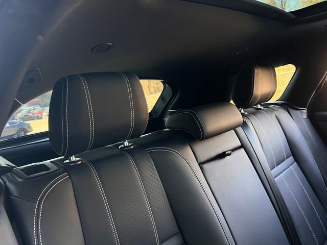 Used 2021 Land Rover Range Rover Velar R-Dynamic S image 32