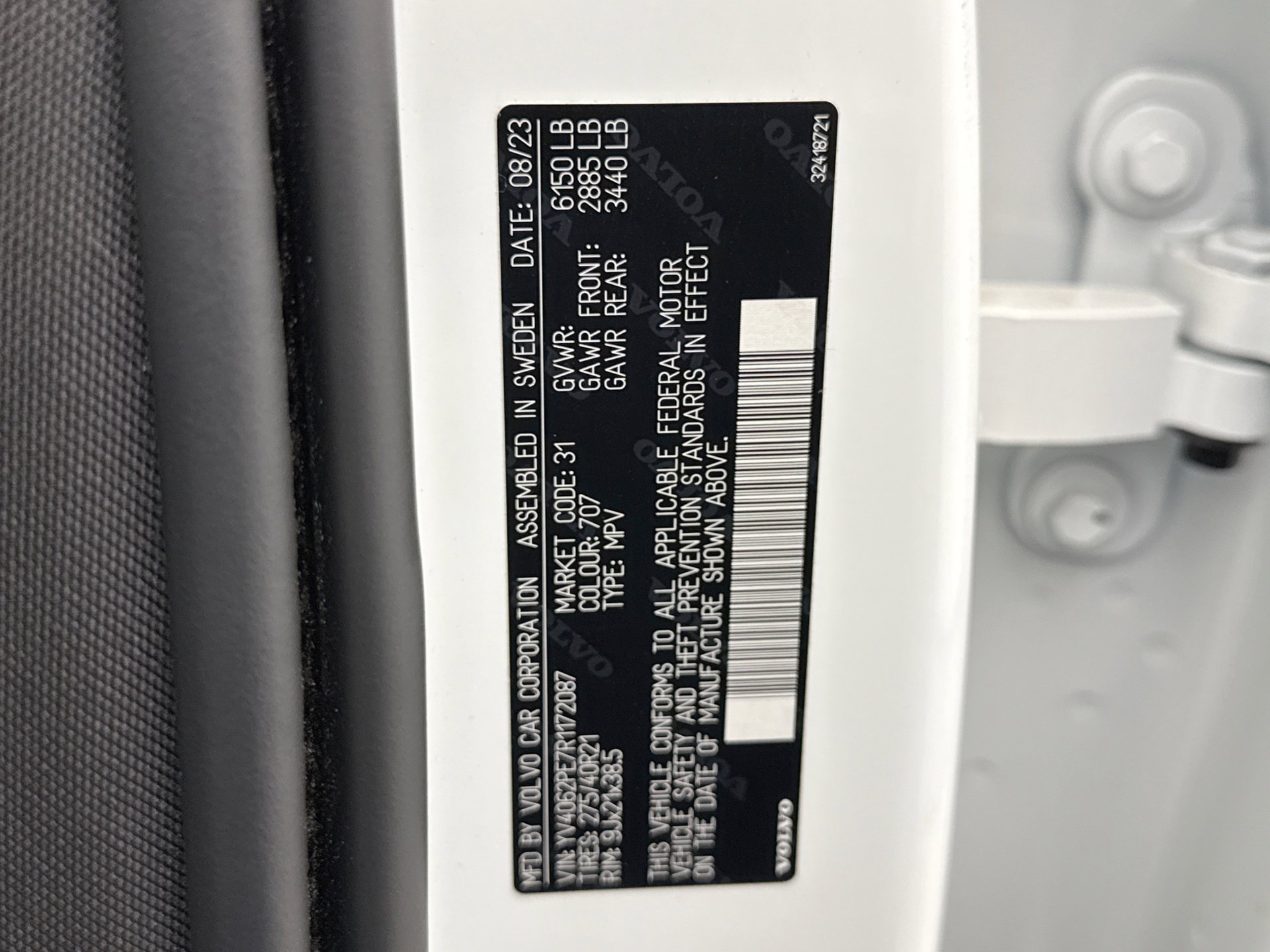 Used 2024 Volvo XC90 B6 Plus w/ Protection Package image 12